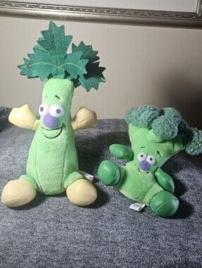 Plush Green Broccoli and Celery 1996 Vintage Toy Box Creations